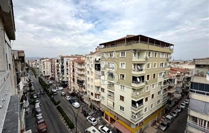 Yunusemre Aynı Ali Mahallesinde Cadde Üzeri Satılık 3+1 Daire