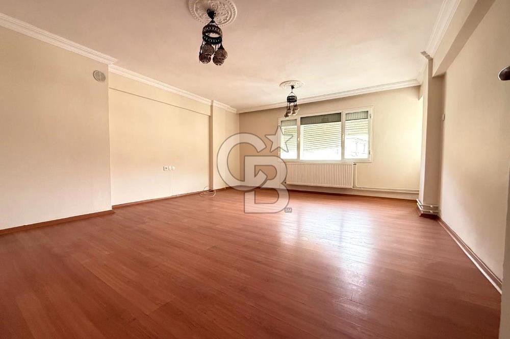 Yunusemre Aynı Ali Mahallesinde Cadde Üzeri Satılık 3+1 Daire