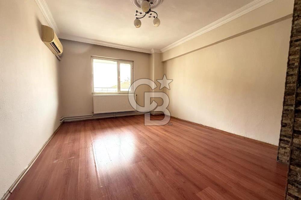 Yunusemre Aynı Ali Mahallesinde Cadde Üzeri Satılık 3+1 Daire