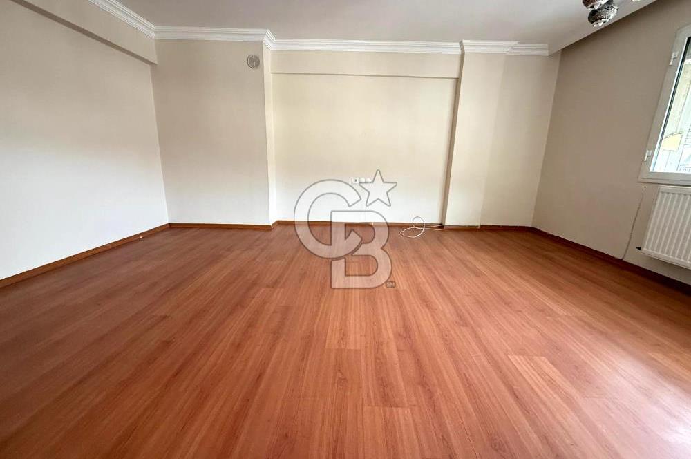 Yunusemre Aynı Ali Mahallesinde Cadde Üzeri Satılık 3+1 Daire