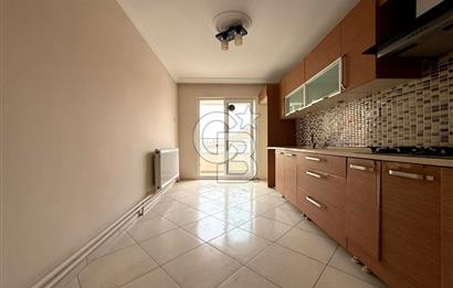 Yunusemre Aynı Ali Mahallesinde Cadde Üzeri Satılık 3+1 Daire