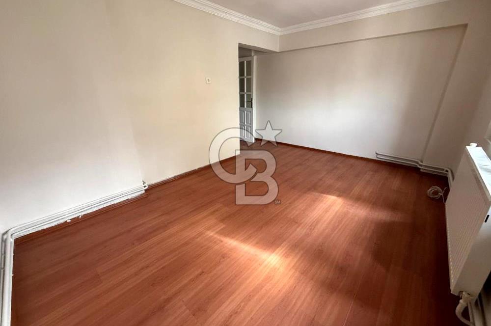 Yunusemre Aynı Ali Mahallesinde Cadde Üzeri Satılık 3+1 Daire