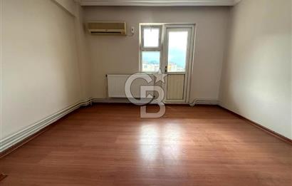 Yunusemre Aynı Ali Mahallesinde Cadde Üzeri Satılık 3+1 Daire