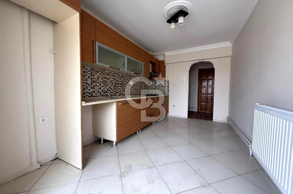 Yunusemre Aynı Ali Mahallesinde Cadde Üzeri Satılık 3+1 Daire