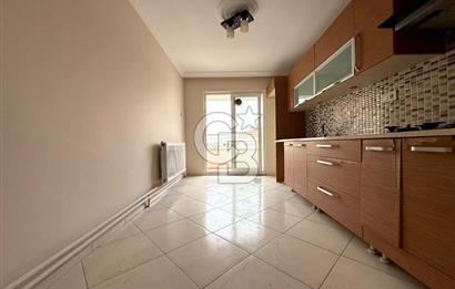 Yunusemre Aynı Ali Mahallesinde Cadde Üzeri Satılık 3+1 Daire