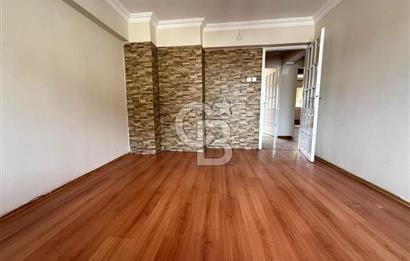 Yunusemre Aynı Ali Mahallesinde Cadde Üzeri Satılık 3+1 Daire