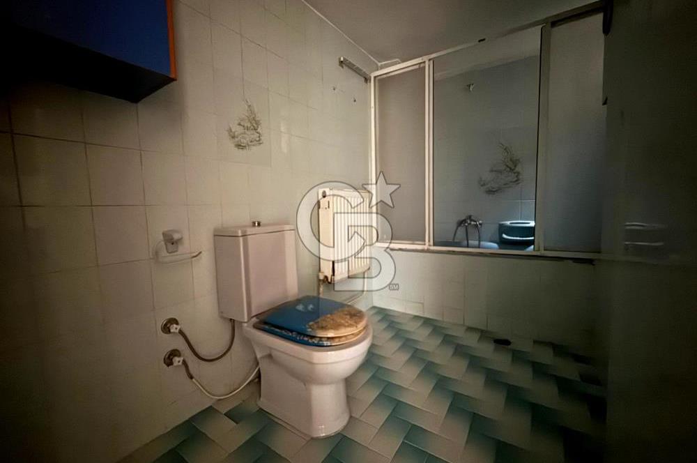 Yunusemre Aynı Ali Mahallesinde Cadde Üzeri Satılık 3+1 Daire