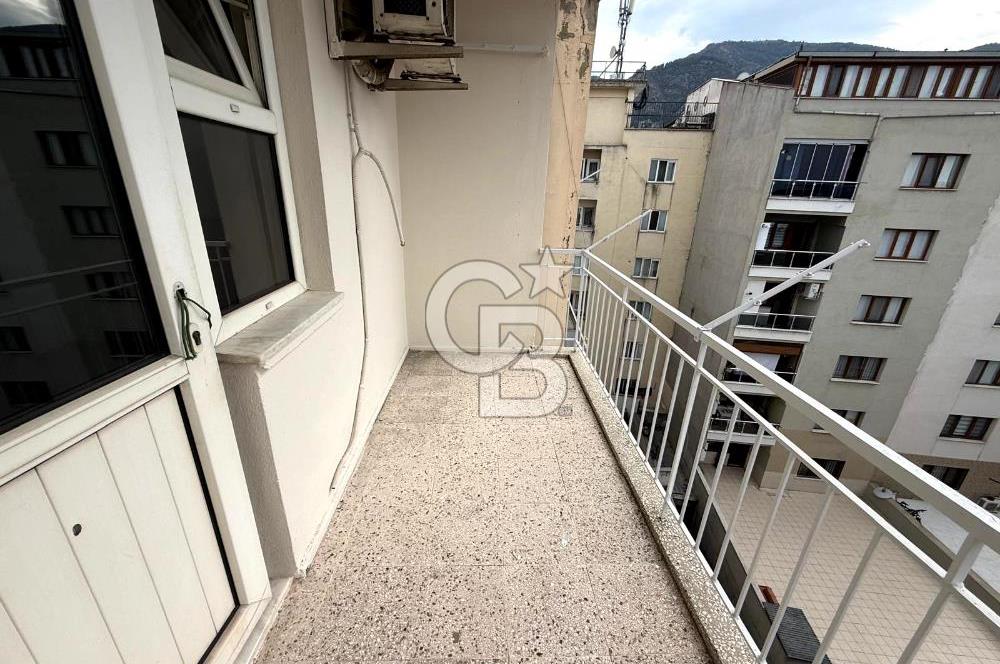 Yunusemre Aynı Ali Mahallesinde Cadde Üzeri Satılık 3+1 Daire
