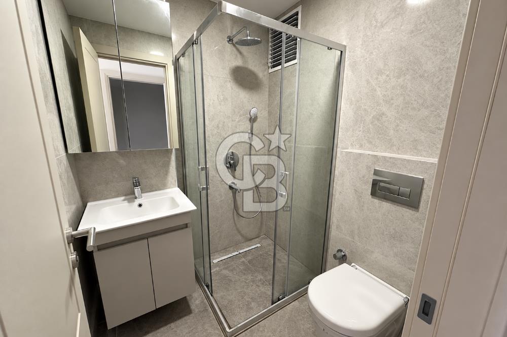 KADİKÖY OSMANAĞA MAH. SIFIR 3+1 KİRALIK İŞ YERİ / OFİS