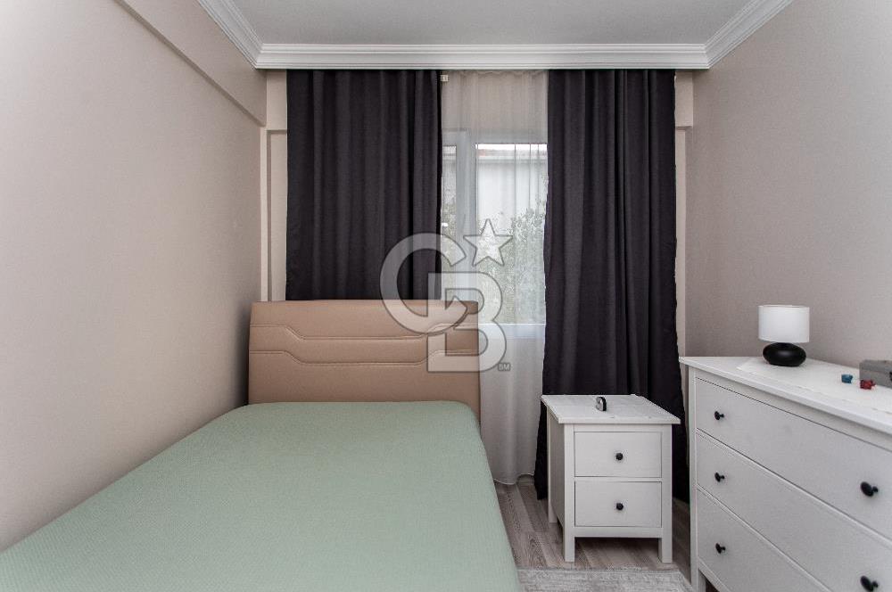 Foça Bağarası Kazım Dirik Mah. Satılık 2+1 Kapalı Mutfaklı Daire