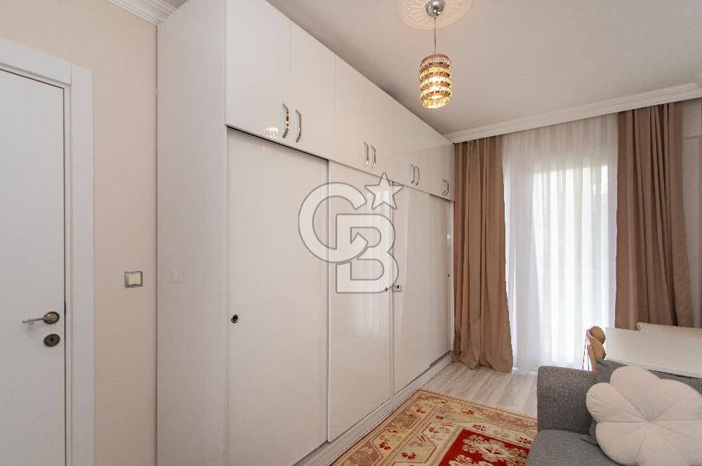 Foça Bağarası Kazım Dirik Mah. Satılık 2+1 Kapalı Mutfaklı Daire