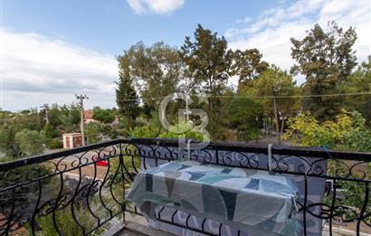 Foça Atatürk Mah. Eşyalı Satılık 2+1 Daire