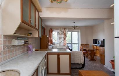 Foça Atatürk Mah. Eşyalı Satılık 2+1 Daire