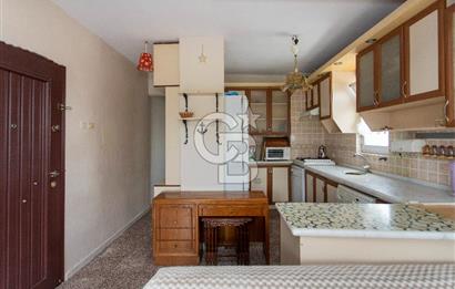 Foça Atatürk Mah. Eşyalı Satılık 2+1 Daire