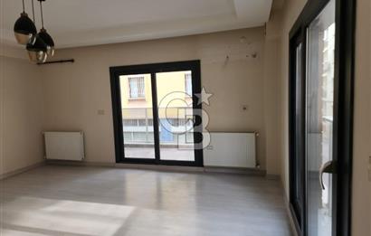 GİRNE BULVARINA ÇOK YAKIN; TEMİZ VE GENİŞ KİRALIK 3+1 DAİRE