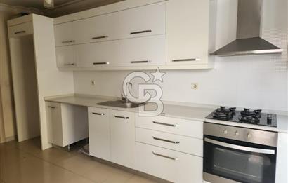 GİRNE BULVARINA ÇOK YAKIN; TEMİZ VE GENİŞ KİRALIK 3+1 DAİRE