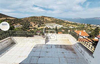 FOÇA'DA DENİZ VE DOĞA MANZARALI, 580 M2 BAHÇELİ, MÜSTAKİL EV