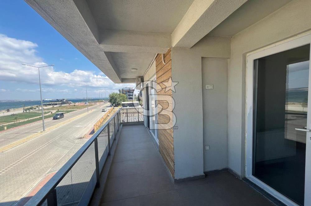 LAPSEKİ YENİ KORDONDA BOĞAZA SIFIR 3+1 SATILIK DAİRE
