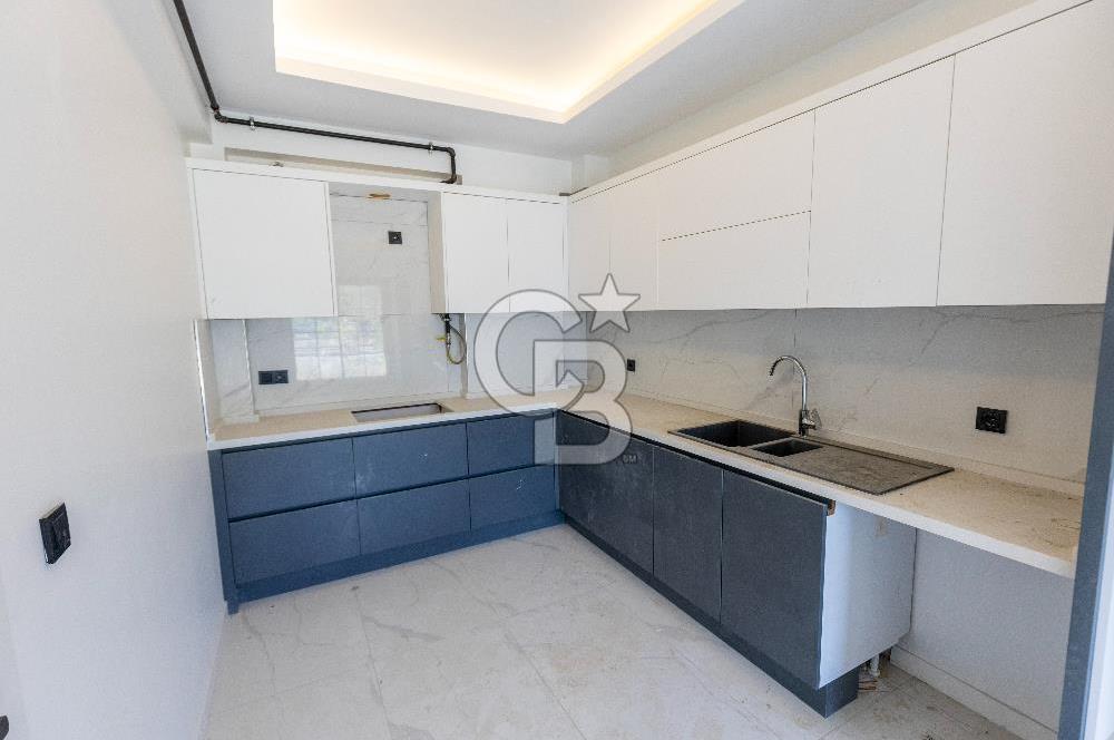 MENDERES COLDWELL BANKER POYRAZDAN KÖŞE KONUM LÜKS 4+1 VİLLA