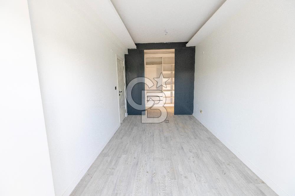 MENDERES COLDWELL BANKER POYRAZDAN KÖŞE KONUM LÜKS 4+1 VİLLA