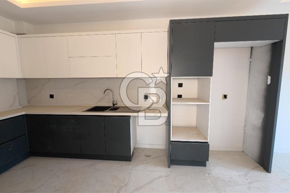 MENDERES COLDWELL BANKER POYRAZDAN KÖŞE KONUM LÜKS 4+1 VİLLA