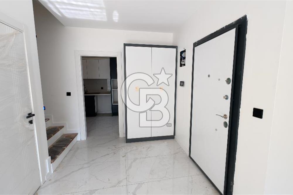 MENDERES COLDWELL BANKER POYRAZDAN KÖŞE KONUM LÜKS 4+1 VİLLA