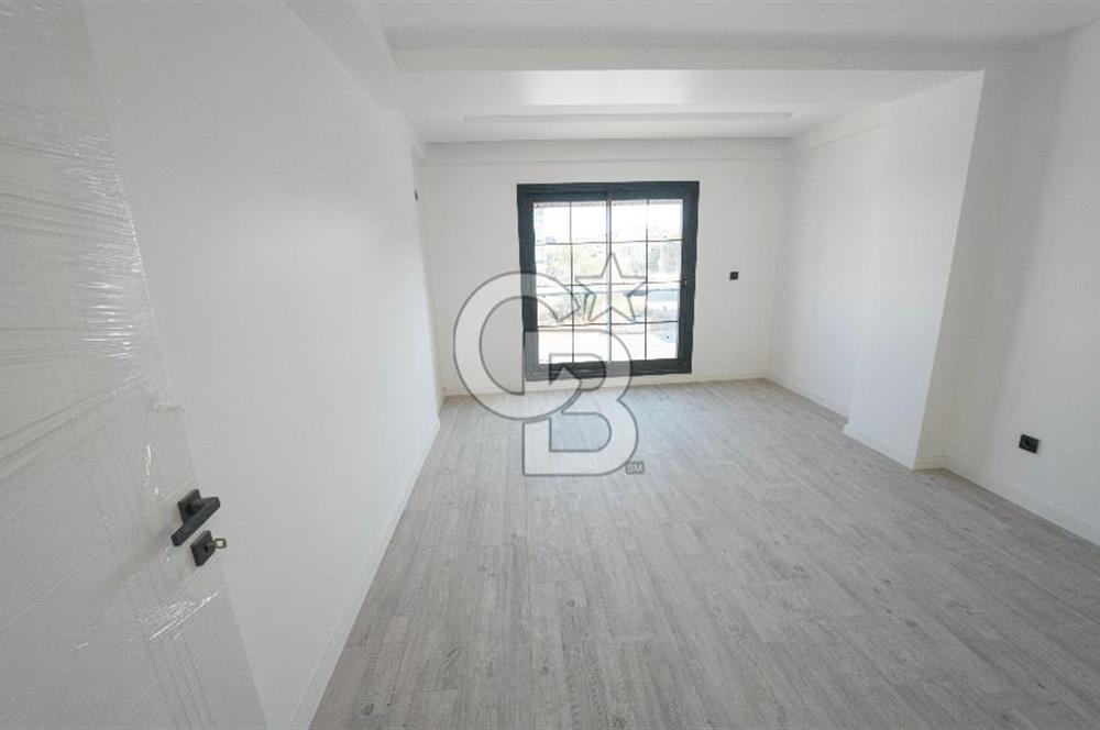 MENDERES COLDWELL BANKER POYRAZDAN KÖŞE KONUM LÜKS 4+1 VİLLA