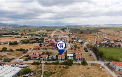 Foça Bağarası Kazım Dirik Mah. Satılık 2+1 Kapalı Mutfaklı Daire