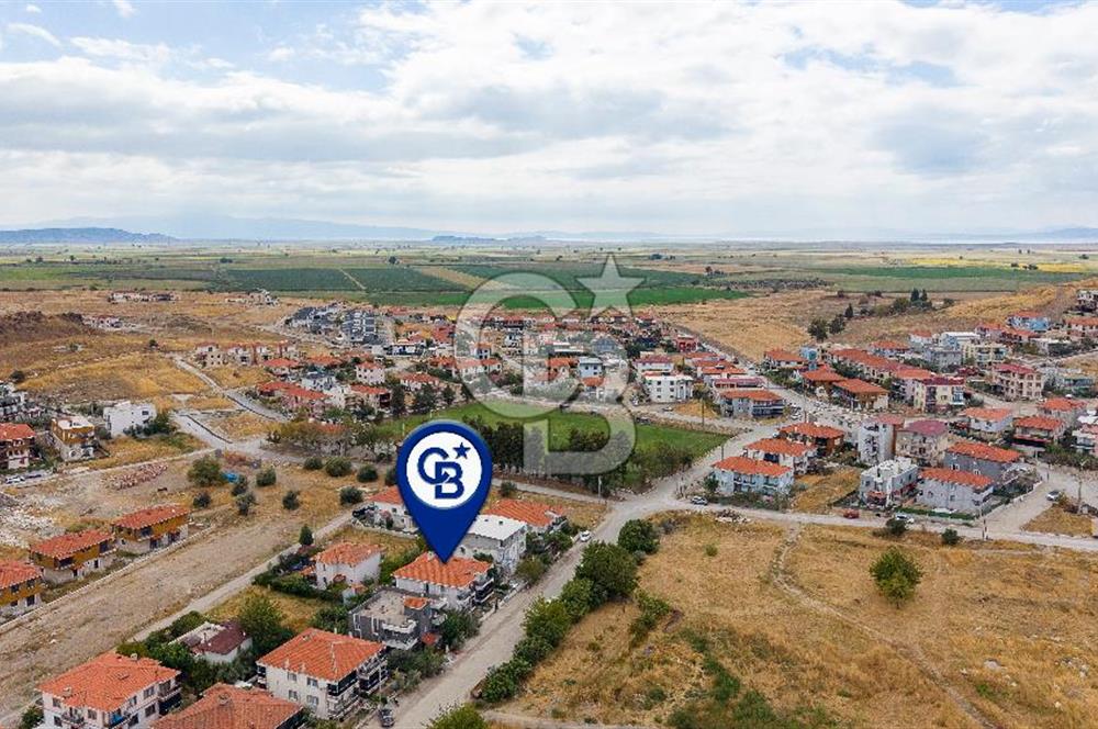 Foça Bağarası Kazım Dirik Mah. Satılık 2+1 Kapalı Mutfaklı Daire