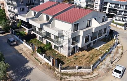 MENDERES COLDWELL BANKER POYRAZDAN KÖŞE KONUM LÜKS 4+1 VİLLA