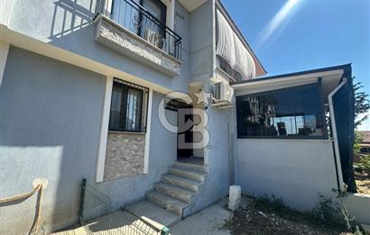 Foça Yenibağarası Mahallesi'nde Kiralık 3+1 Daire