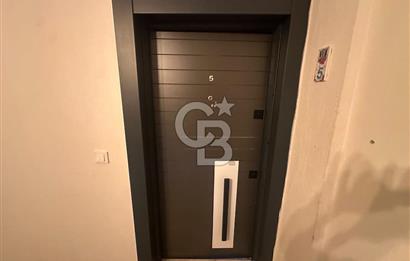 Foça Yenibağarası Mahallesi'nde Kiralık 3+1 Daire
