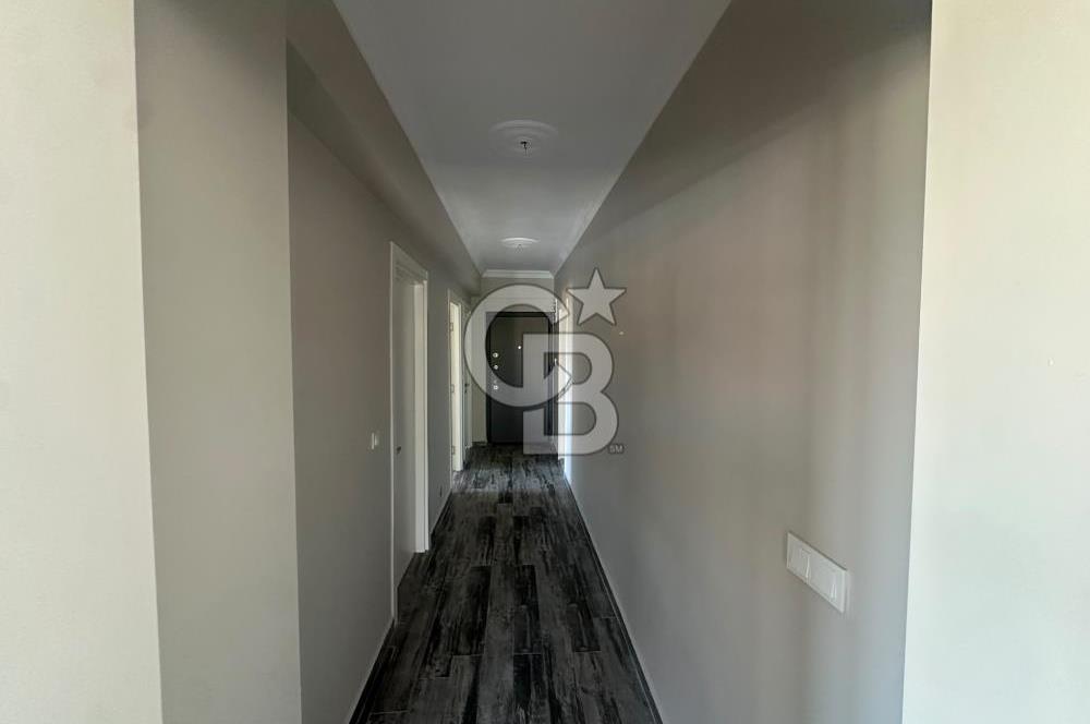 Foça Yenibağarası Mahallesi'nde Kiralık 3+1 Daire