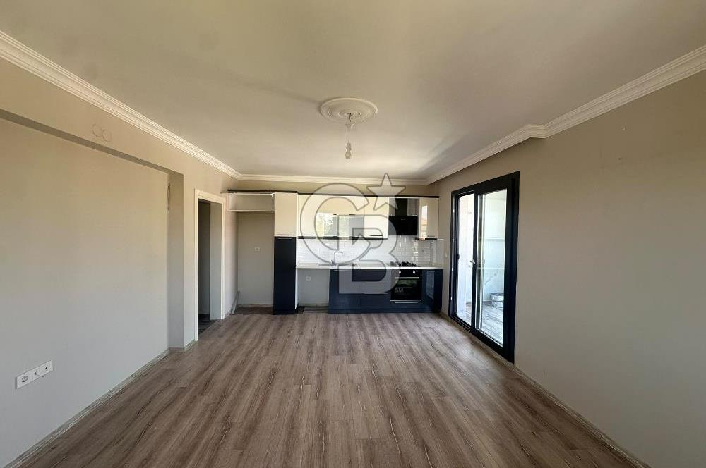 Foça Yenibağarası Mahallesi'nde Kiralık 3+1 Daire