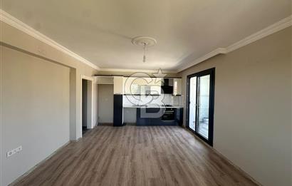 Foça Yenibağarası Mahallesi'nde Kiralık 3+1 Daire