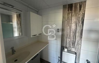 Foça Yenibağarası Mahallesi'nde Kiralık 3+1 Daire