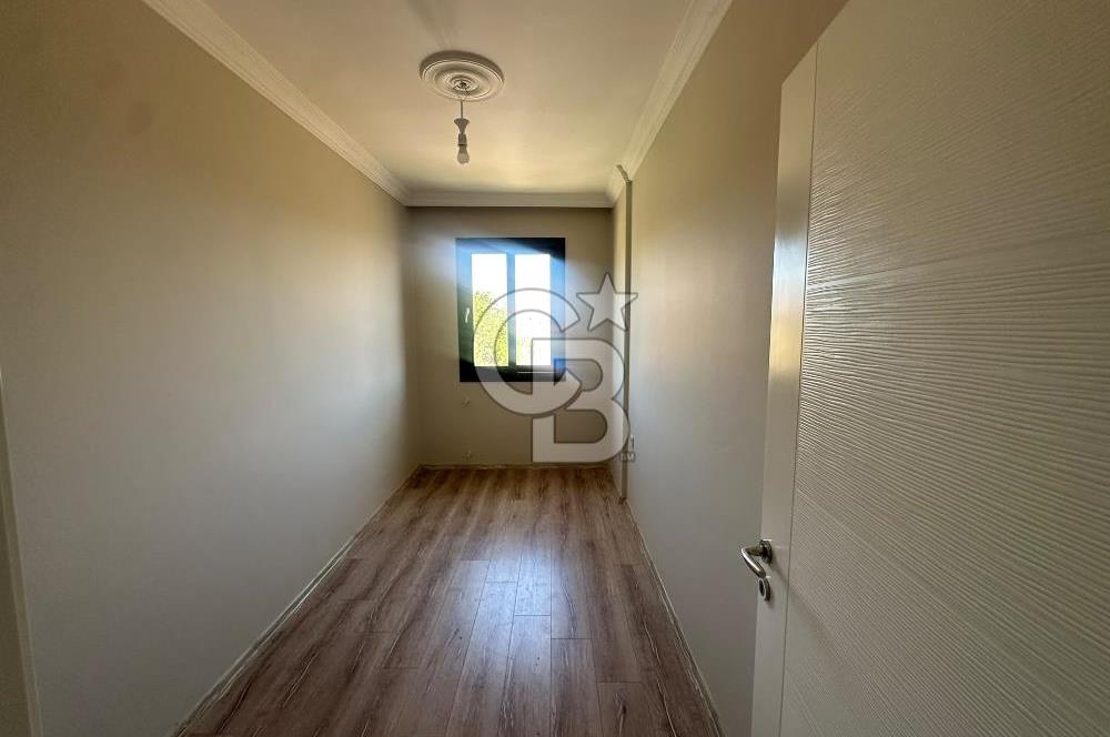 Foça Yenibağarası Mahallesi'nde Kiralık 3+1 Daire
