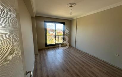 Foça Yenibağarası Mahallesi'nde Kiralık 3+1 Daire