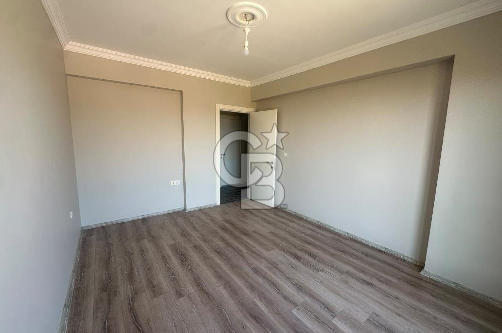 Foça Yenibağarası Mahallesi'nde Kiralık 3+1 Daire