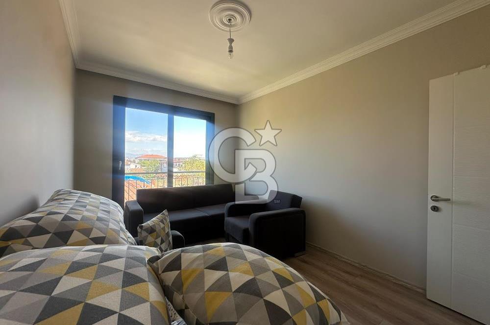 Foça Yenibağarası Mahallesi'nde Kiralık 3+1 Daire