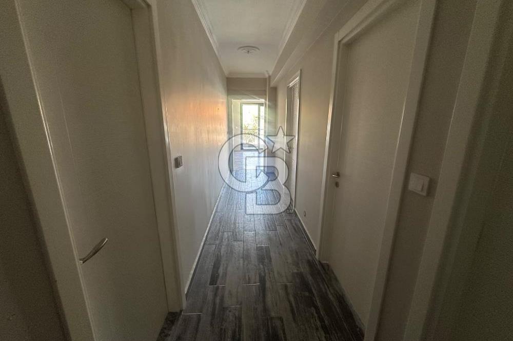 Foça Yenibağarası Mahallesi'nde Kiralık 3+1 Daire