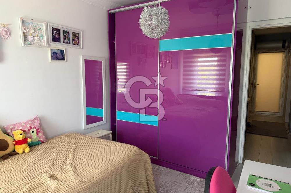 Foça İsmetpaşa Mah. Eşyalı Kiralık 3+1 Havuzlu Villa