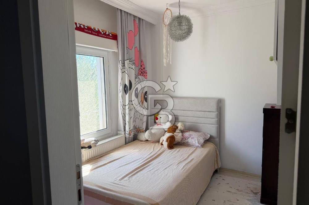 Foça İsmetpaşa Mah. Eşyalı Kiralık 3+1 Havuzlu Villa
