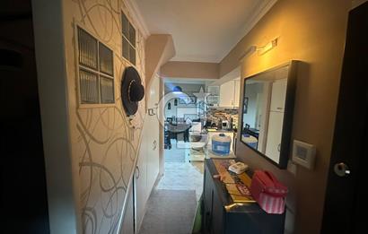 Foça Atatürk Mah. Pırıl Evler Sitesi'nde Eşyasız Kiralık Villa