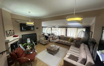 Foça Atatürk Mah. Pırıl Evler Sitesi'nde Eşyasız Kiralık Villa