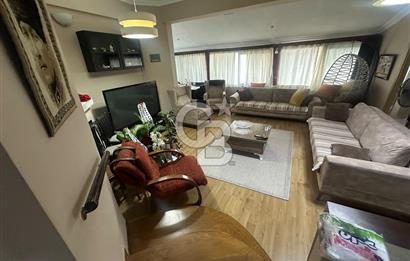 Foça Atatürk Mah. Pırıl Evler Sitesi'nde Eşyasız Kiralık Villa