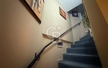 Foça Atatürk Mah. Pırıl Evler Sitesi'nde Eşyasız Kiralık Villa