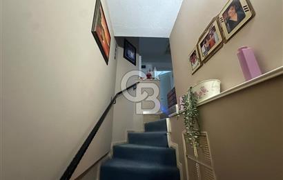 Foça Atatürk Mah. Pırıl Evler Sitesi'nde Eşyasız Kiralık Villa