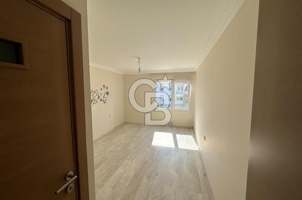 Foça Fevzipaşa Mah. Kiralık 3+1 Kapalı Mutfaklı Daire