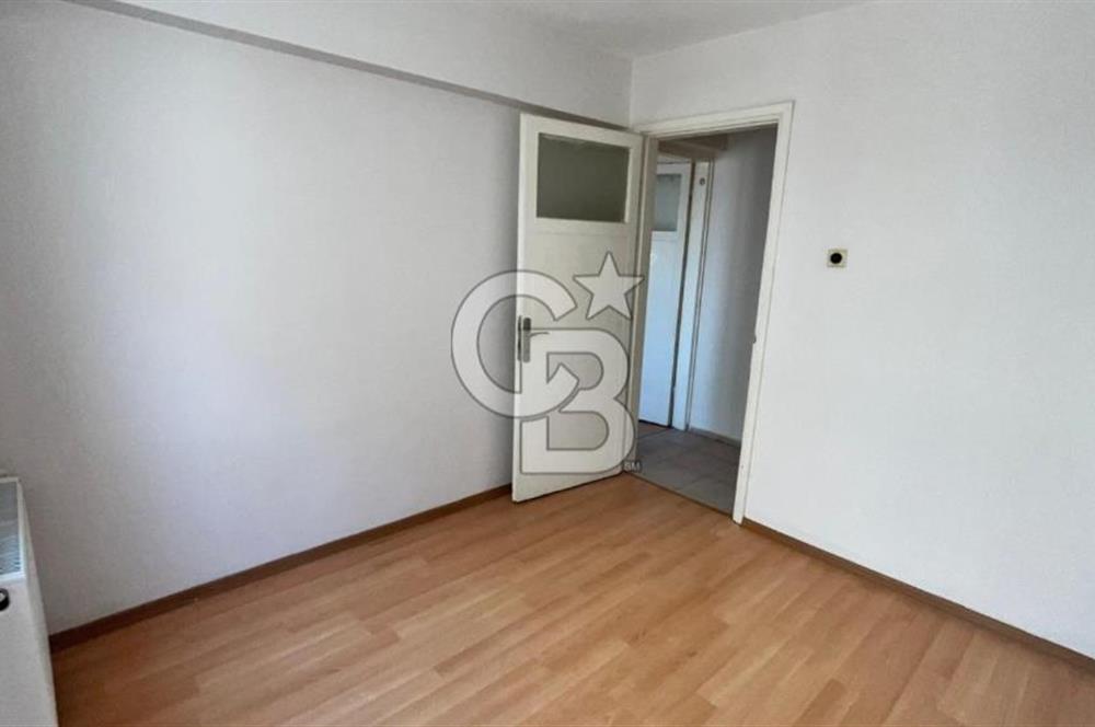 Bornova Küçükpark'ta Kiralık 3+1 Daire